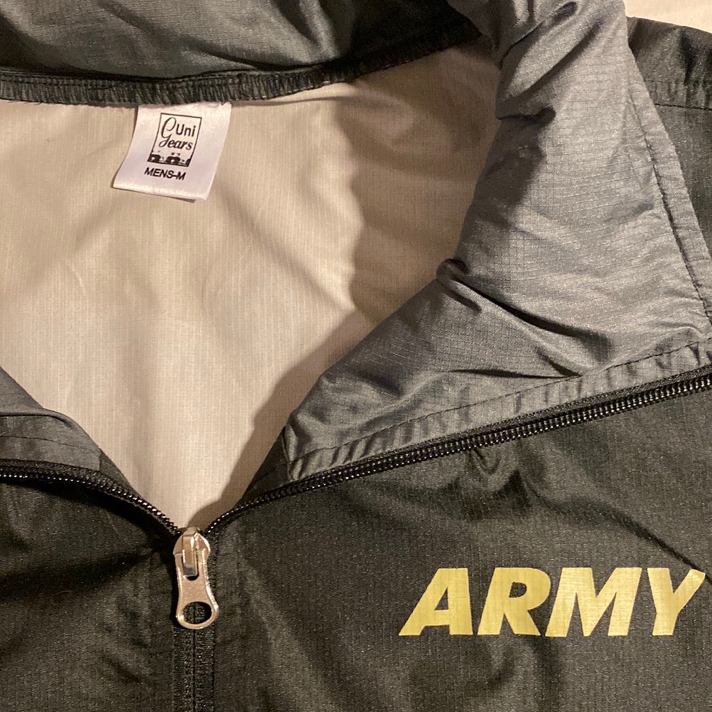 Men’s West Point USMA rain jacket size Med with hood